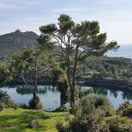 Cap Esterel Village : 2 Pieces Rez De Jardin Renove C6- 277la *