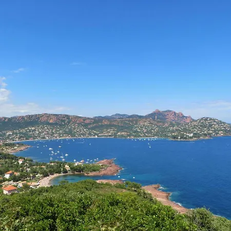 Apartamento Cap Esterel Village : 2 Pieces Rez De Jardin Renove C6- 277la Saint-Raphaël